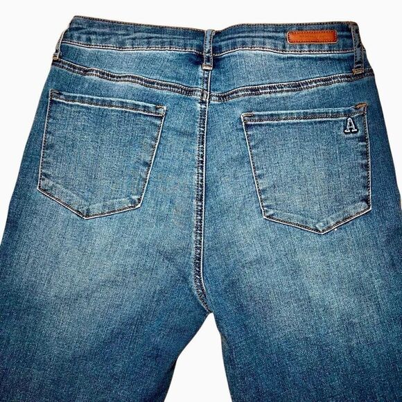 Articles of Society Cathy Crop Stretch Jeans in Blue Wash Women’s 29 - Picture 6 of 9